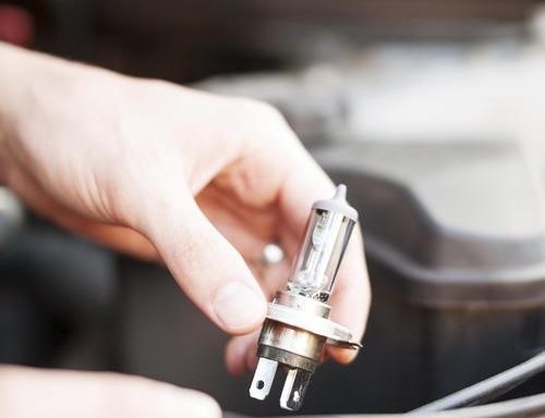 boite ampoule voiture obligatoire
